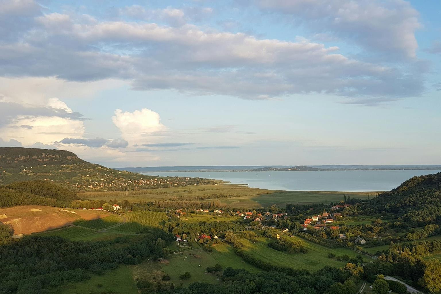 Balaton-felvidék Szigligetről fotózva